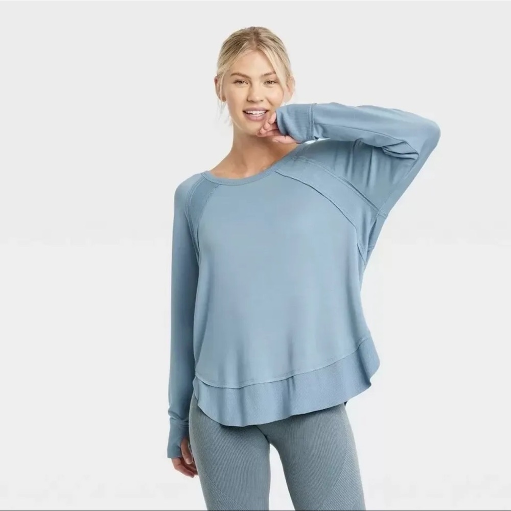 NWT Women's Soft Lightweight Sweatshirt - JoyLab Light Blue Size Large